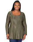 Plus Size Scoop Neck Long Sleeve Shimmery Fabric Tunic Top