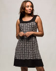 24seven Comfort Apparel Black and White Scoop Neck Sleeveless Knee Length Dress