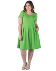 Plus Size Scoop Neck Knee Length Pleated Pocket Dress