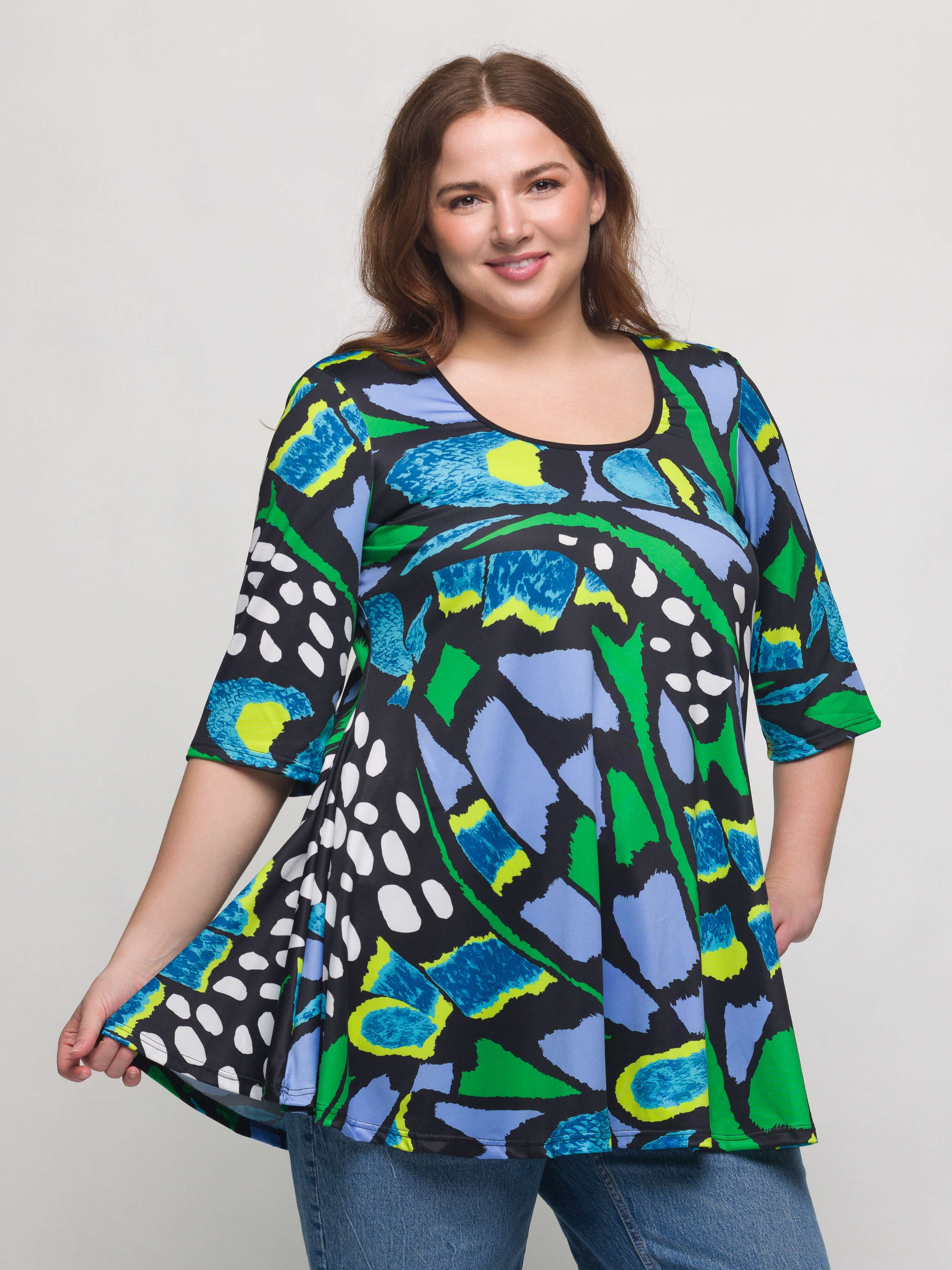 24seven Comfort Apparel Plus Size Blue Butterfly Print Elbow Sleeve Casual Tunic Top