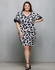 24seven Comfort Apparel Plus Size Black and White Short Sleeve Knee Length T Shirt Dress