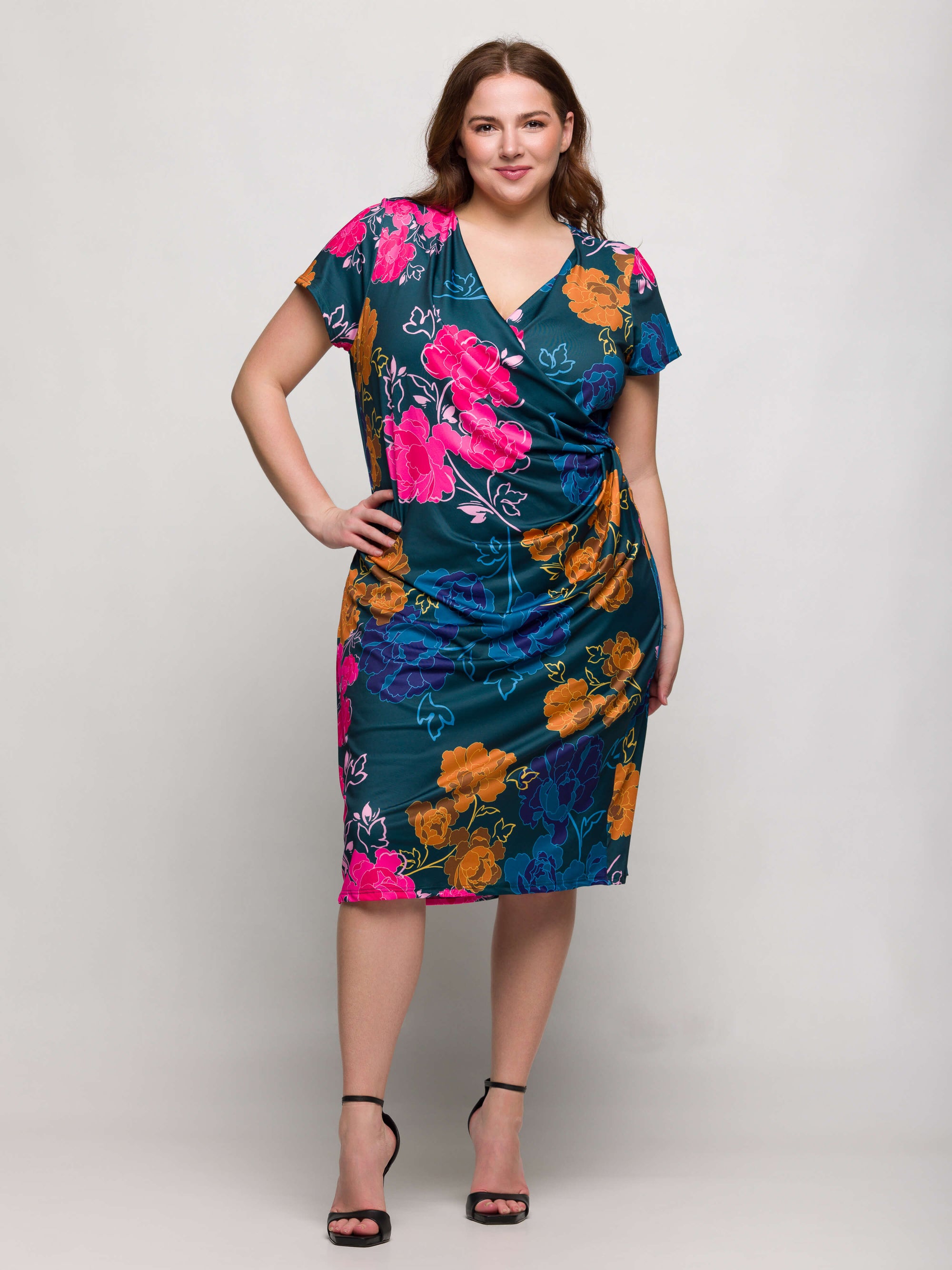 24seven Comfort Apparel Plus Size Blue Floral Knee Length Short Sleeve Faux Wrap Dress