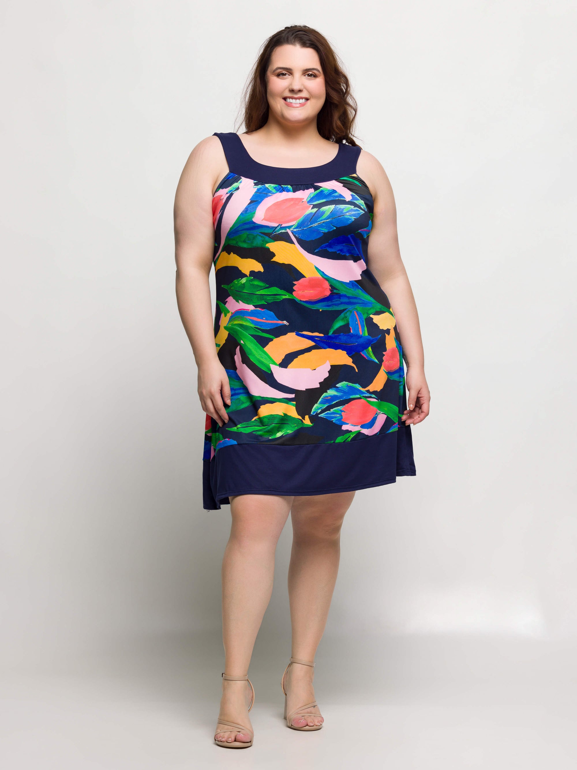 24seven Comfort Apparel Plus Size Blue Floral Scoop Neck Sleeveless Knee Length Dress