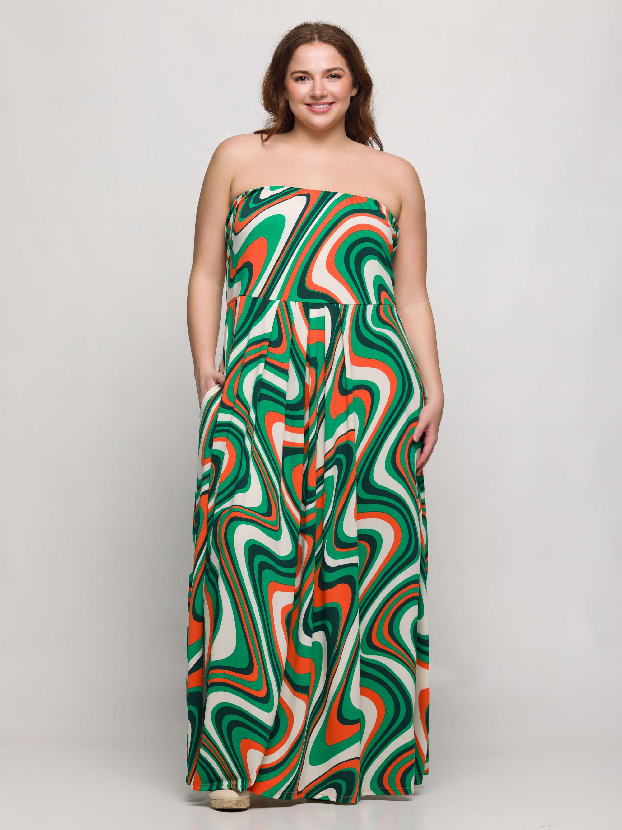 24seven Comfort Apparel Plus Size Green Print A Line Strapless Maxi Dress With Pockets
