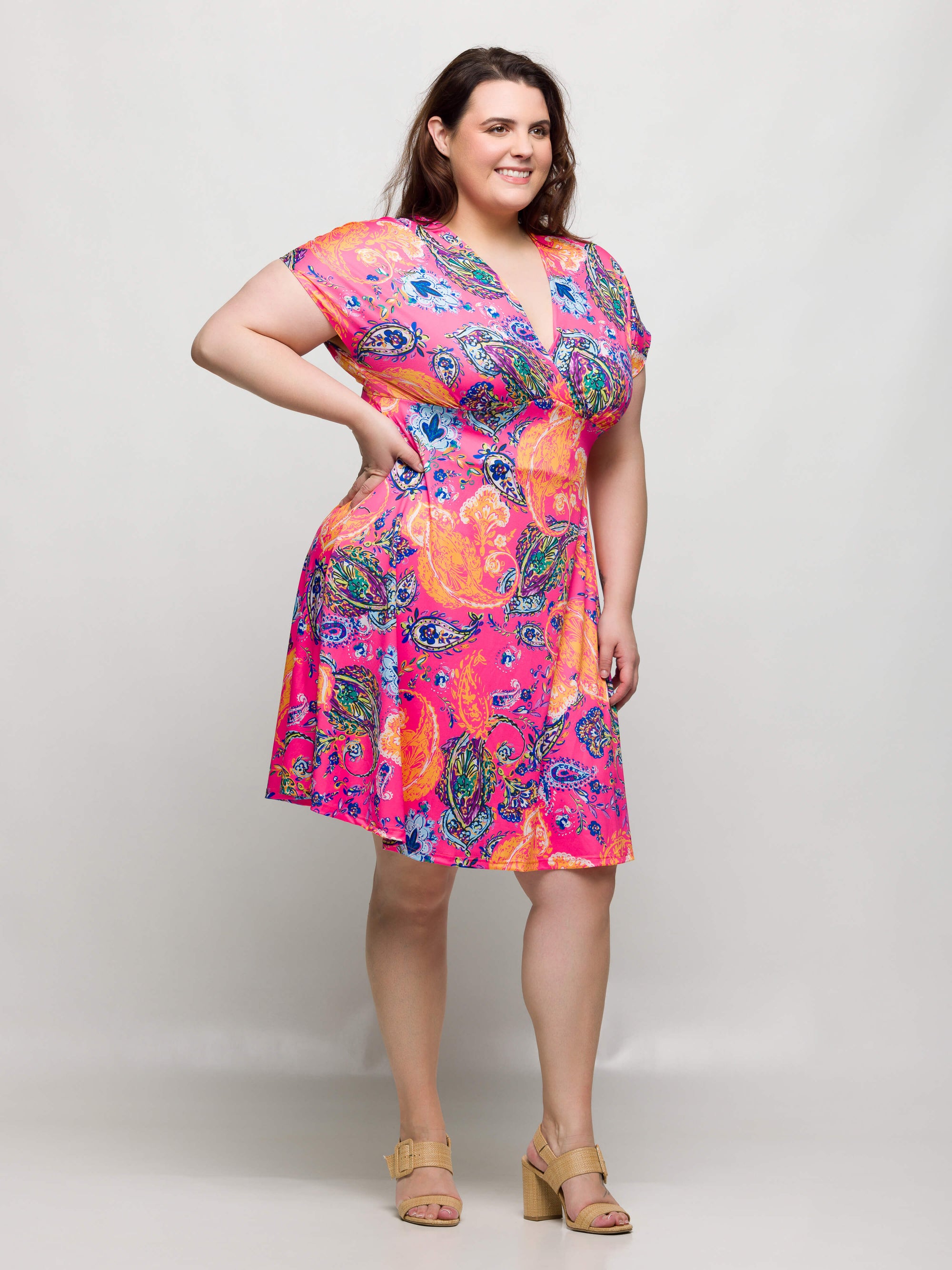 24seven Comfort Apparel Plus Size Pink Paisley V Neck Empire Waist Knee Length Dress
