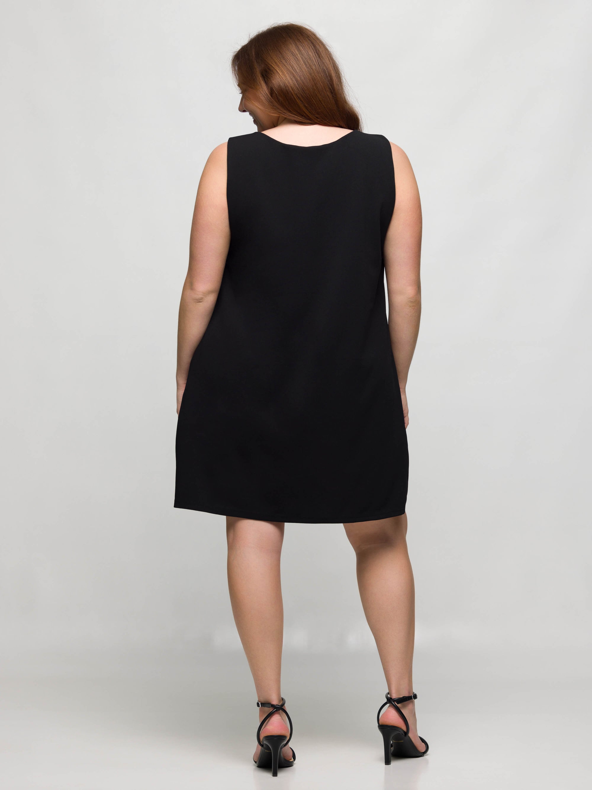 24seven Comfort Apparel Plus Size Solid Color Sleeveless Mini Shift Dress