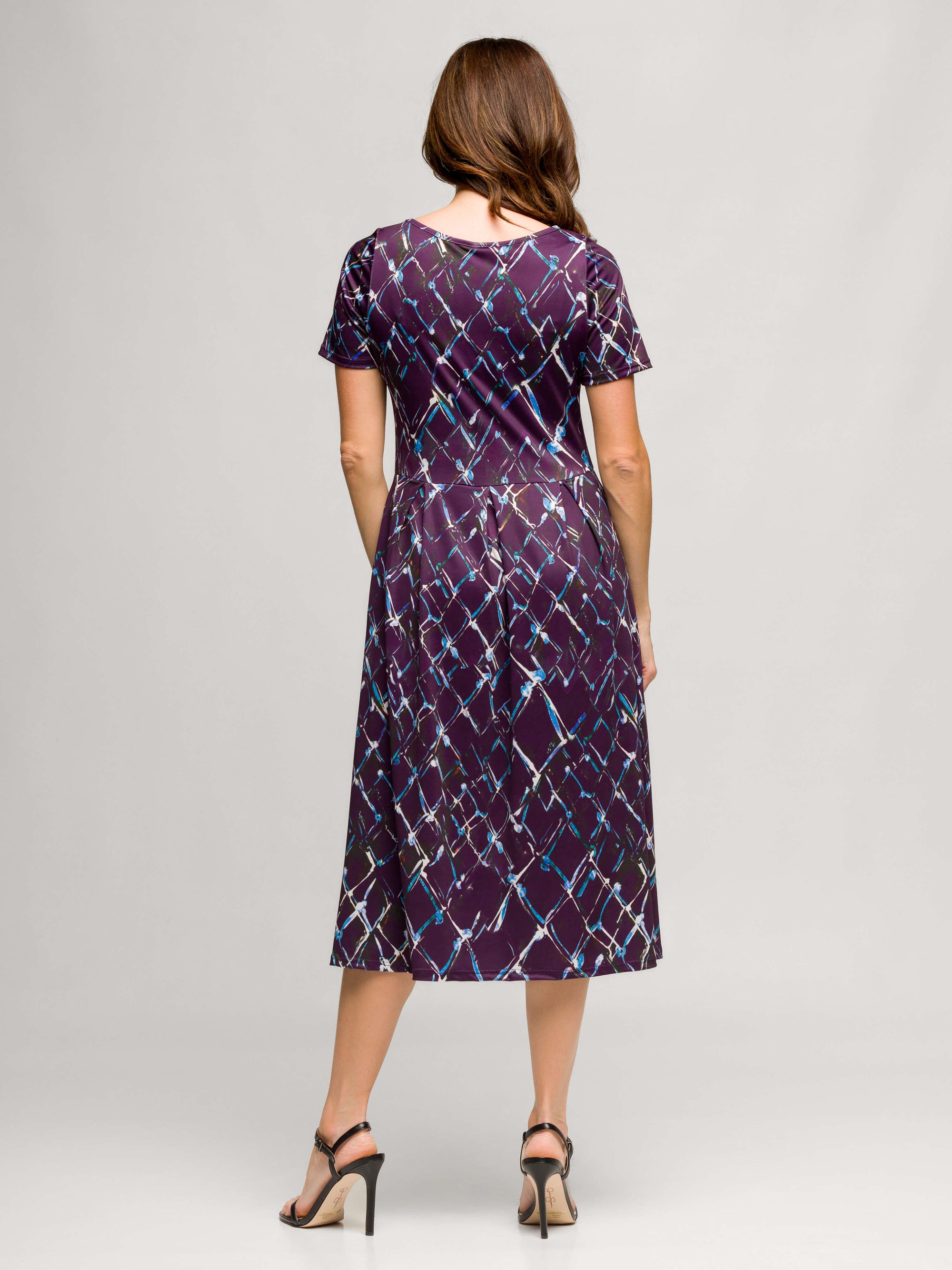 24seven Comfort Apparel Womens Purple Print Short Sleeve Pleated Flare Midi Pocket Dress