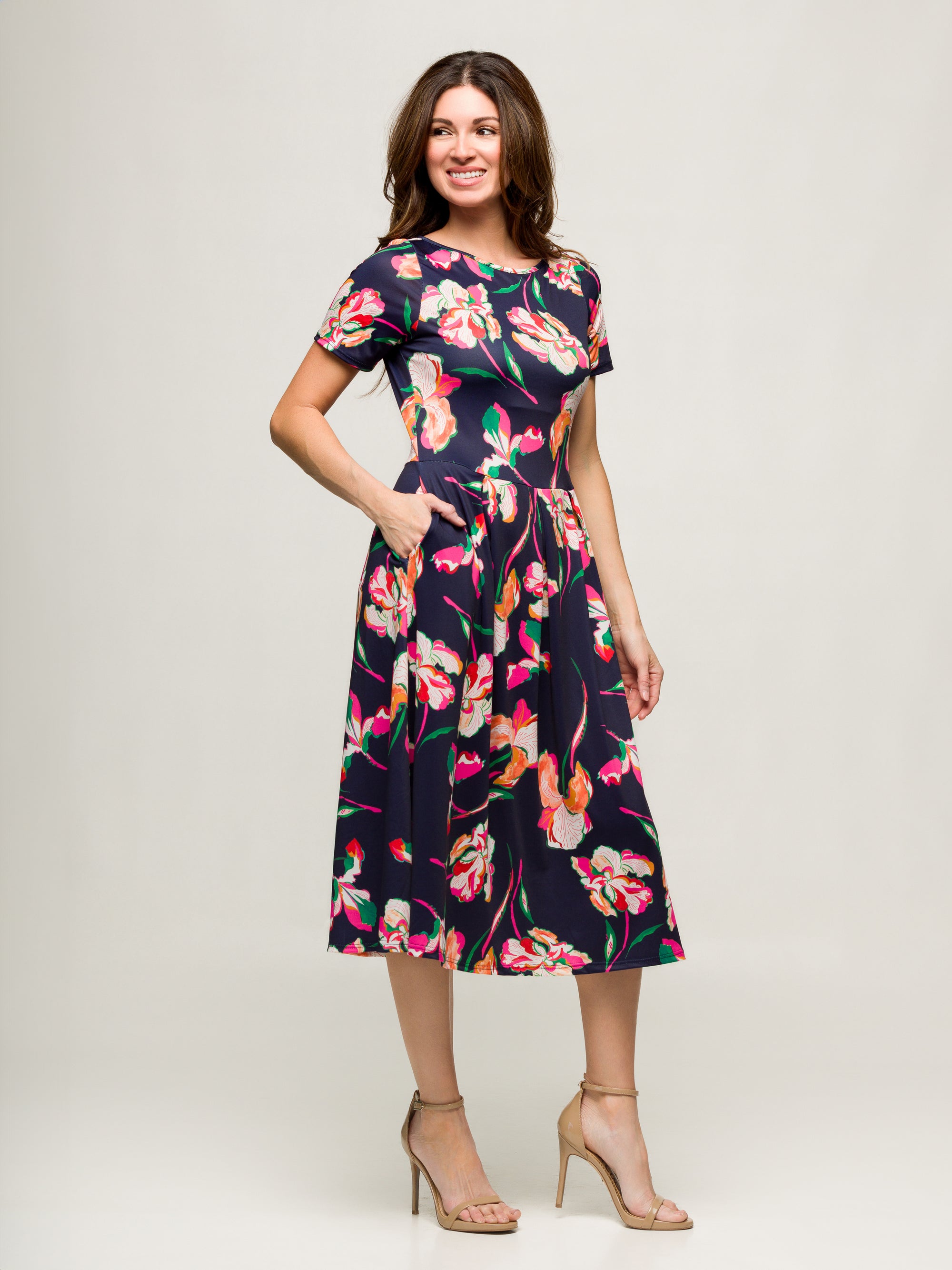 24seven Comfort Apparel Womens Navy Floral Short Sleeve Pleated Flare Midi Pocket Dress