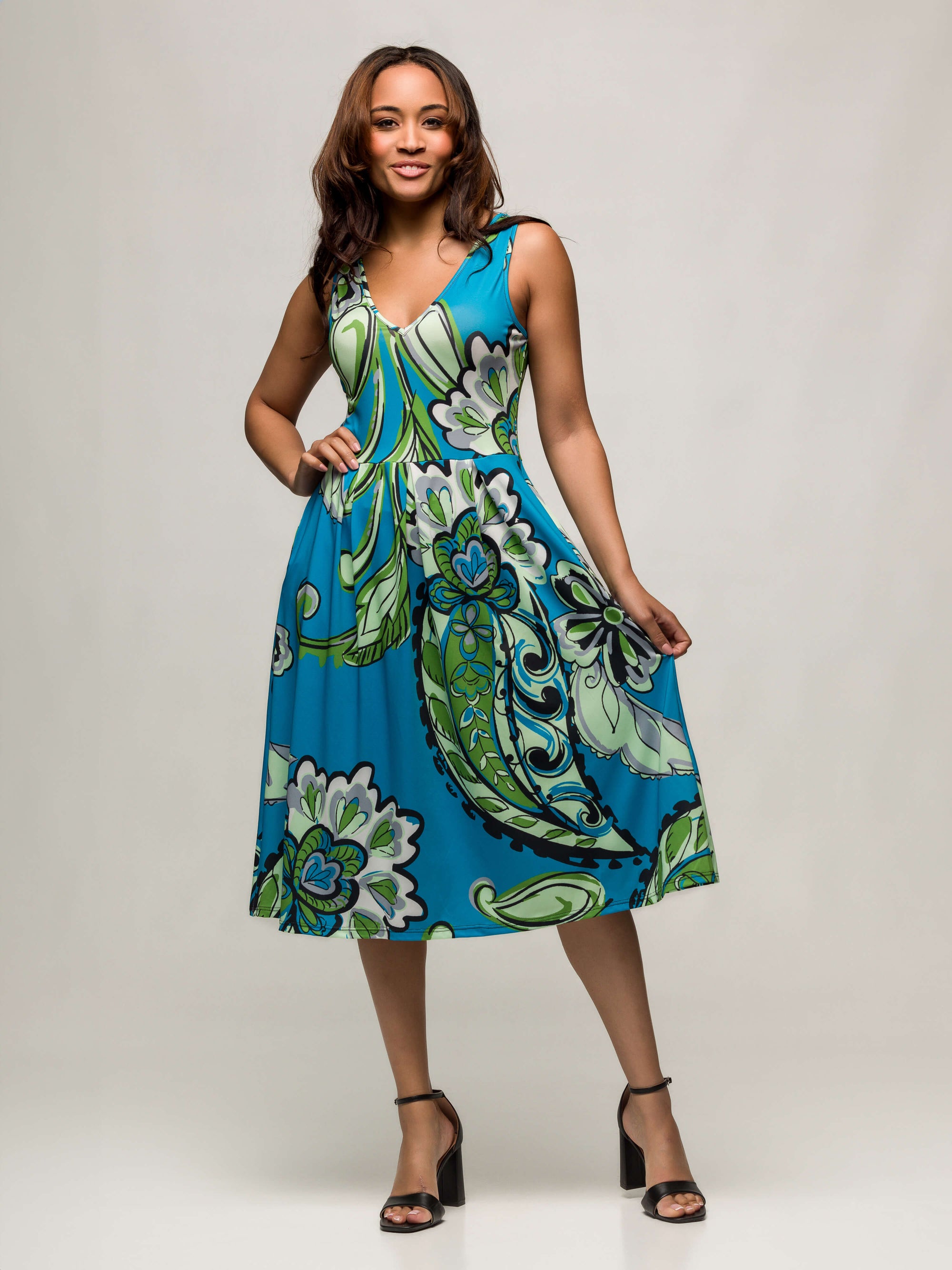 24seven Comfort Apparel Womens Midi Length Teal Paisley Print Sleeveless Pleated Pocket Dress