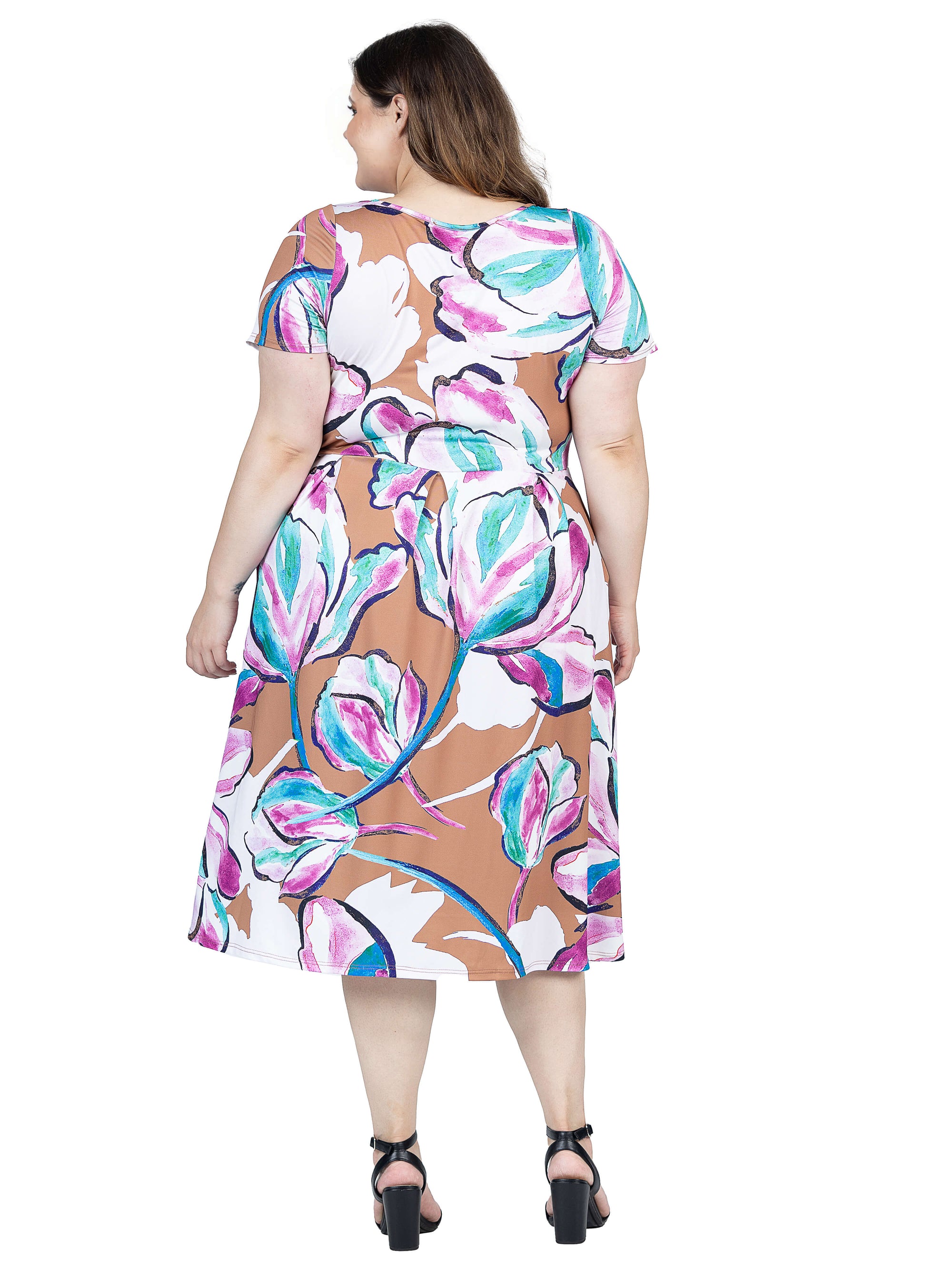 Plus Size Abstract Floral Short Sleeve Pleated Flare Midi Pocket Dress
