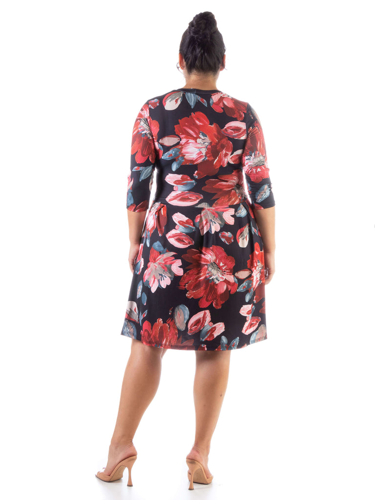Red Floral Three Quarter Sleeve Plus Size Pleated Dress