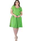 Plus Size Scoop Neck Knee Length Pleated Pocket Dress