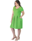 Plus Size Scoop Neck Knee Length Pleated Pocket Dress